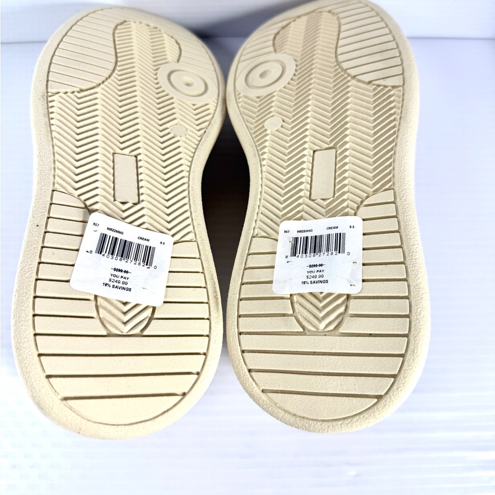 Valentino Men’s Loafer  Shoe with Golden Badge Logo - Picture 11 of 13